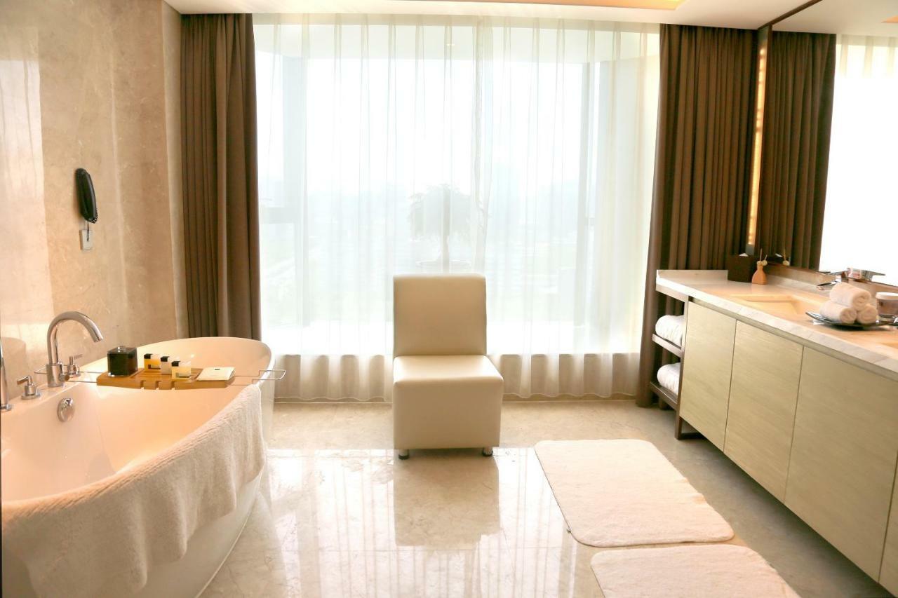 Grand Metropark Hotel Beijing Exterior photo