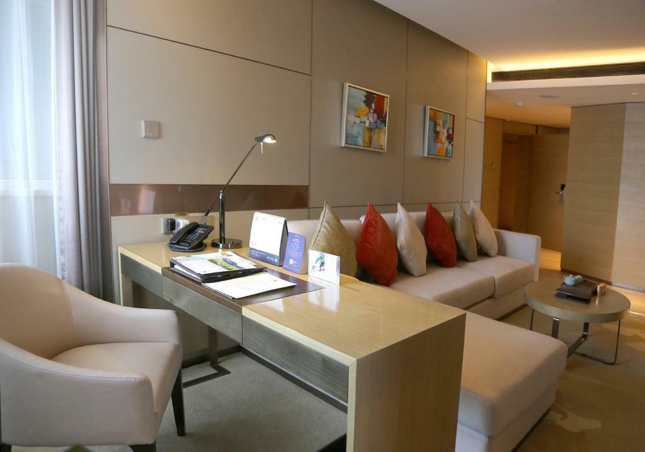 Grand Metropark Hotel Beijing Exterior photo