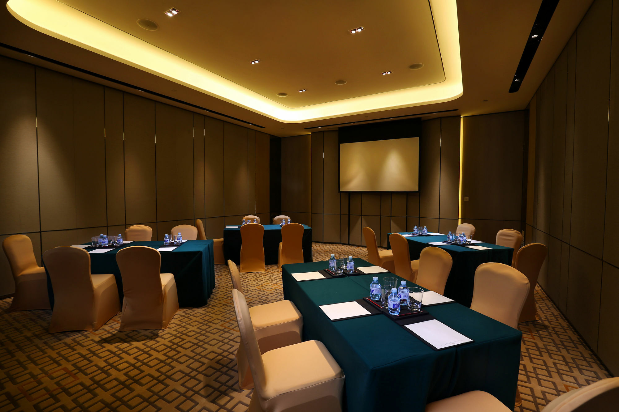 Grand Metropark Hotel Beijing Exterior photo